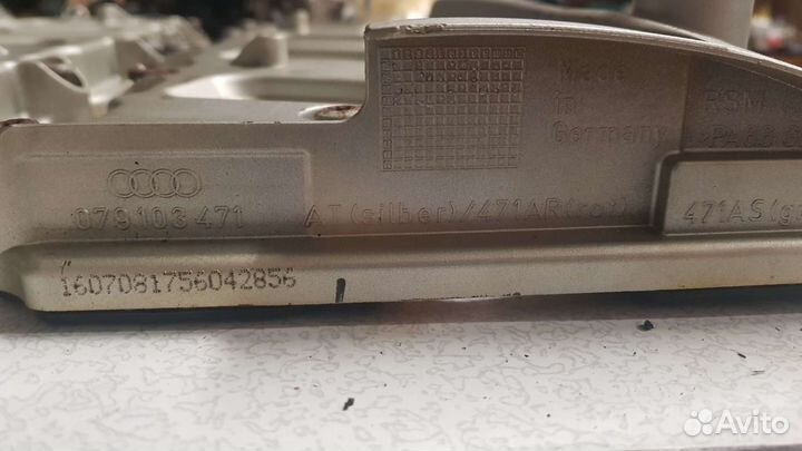 Клапанная крышка гбц VAG от audi A8 2008г