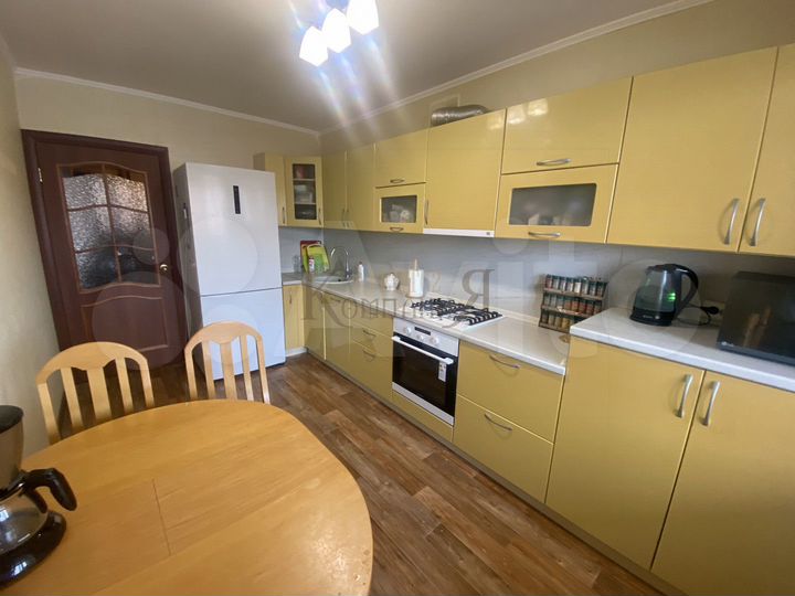 4-к. квартира, 97,2 м², 5/10 эт.