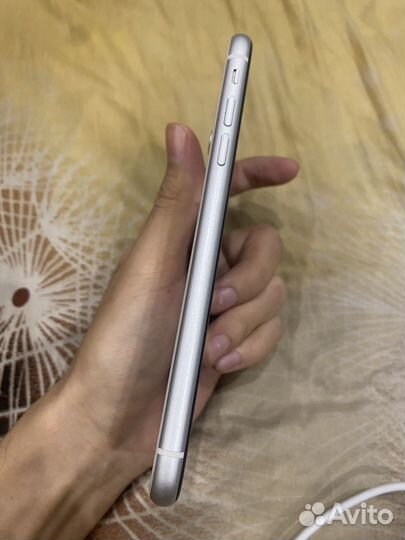 iPhone Xr, 128 ГБ