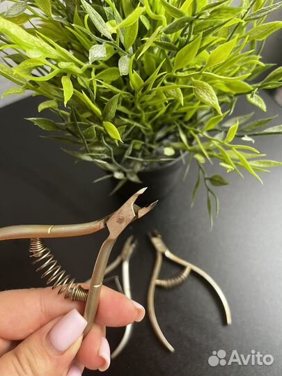 Кусачки для маникюра