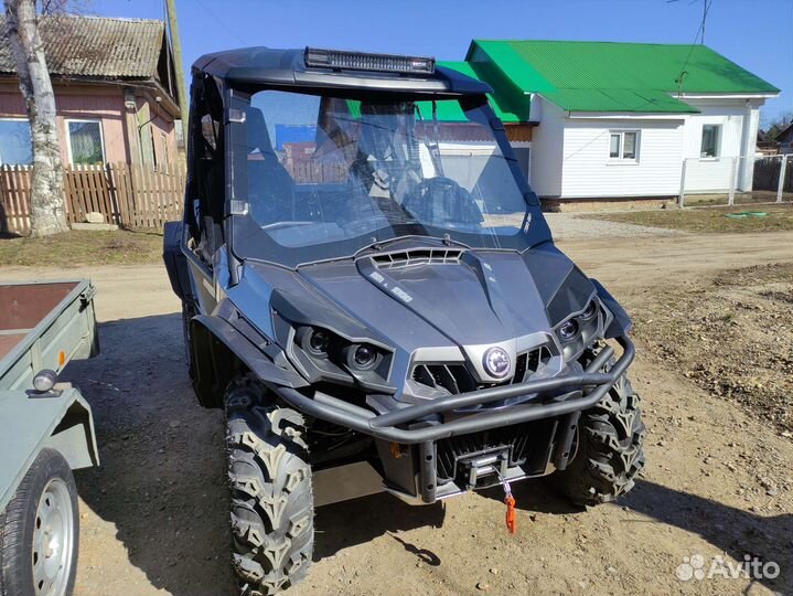 BRP commander 1000 LTD