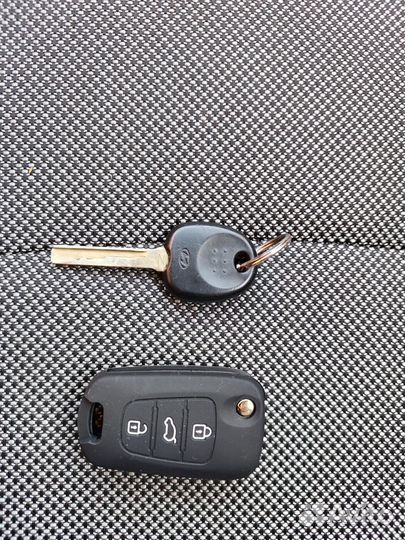 Выкидной ключ Hyundai Solaris