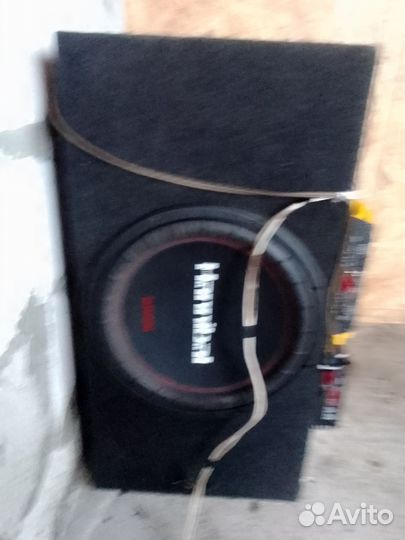 Сабвуфер и усилитель моноблок