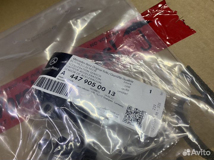 Датчик удара Mercedes W447