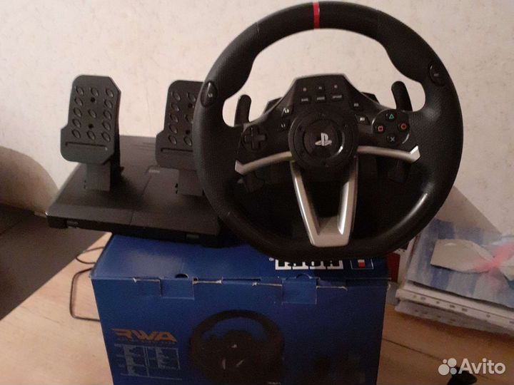 Руль hori на PS4/PS3