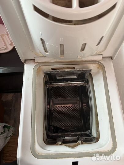 Стиральная машина с вертикальной загрузкой