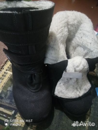 2 пары. Демисезон -Reserved и зимние ботиночки