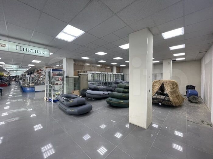 Универмаг, 100 кв.м., без комиссии
