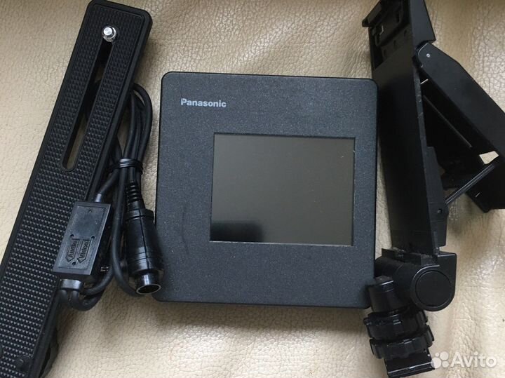 Накамерный Монитор panasonic.TC-MC3U