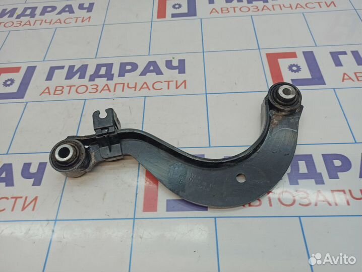 Рычаг задний верхний Skoda Superb (3T) 1K0505323N