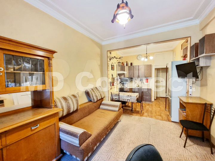 2-к. квартира, 56 м², 2/5 эт.