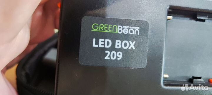 Накамерный свет GreenBean LED Box 209