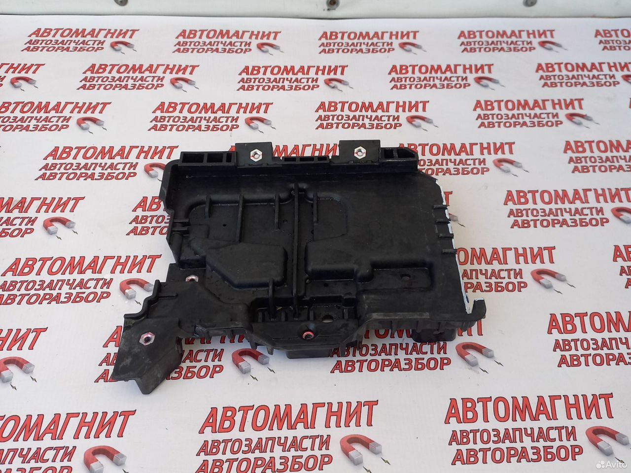 Площадка аккумулятора Хендай Солярис 2 17-24