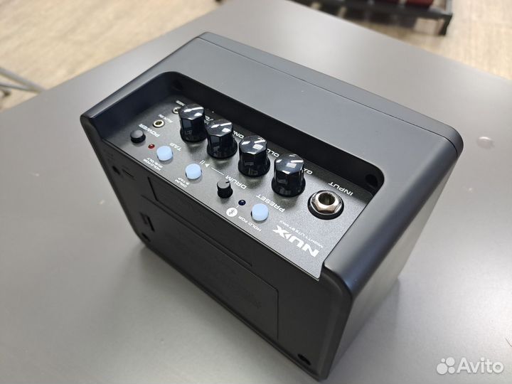 Комбоусилитель NUX Mighty-Lite-BT-mkii