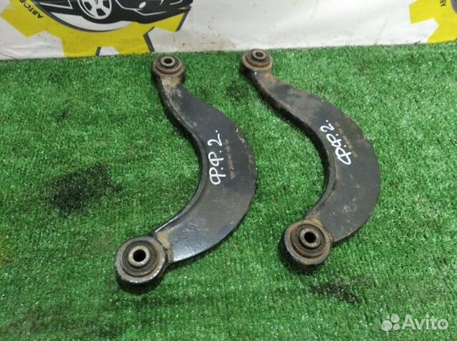 Рычаг задний серповидный Ford Focus 2 DA хэтчбэк