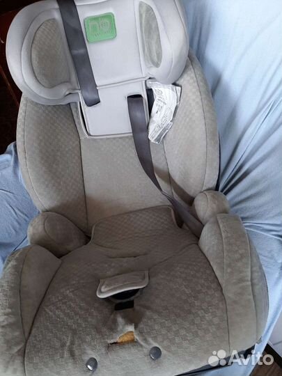 Детское автокресло