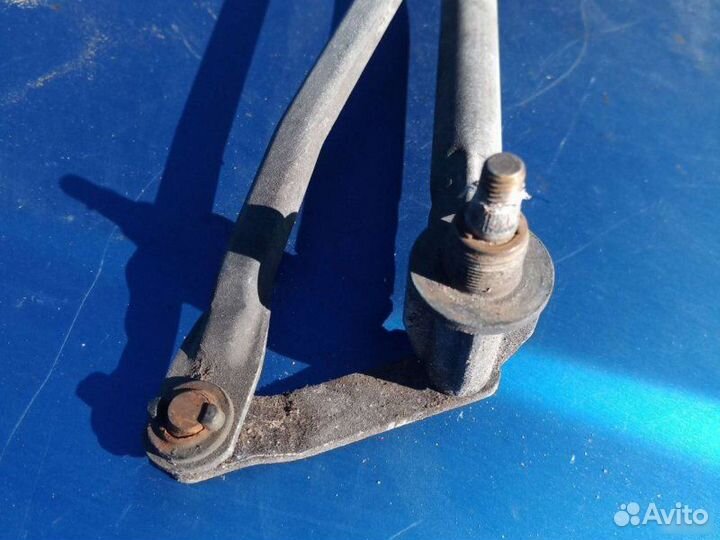 Трапеция стеклоочистителей Volkswagen Passat B3