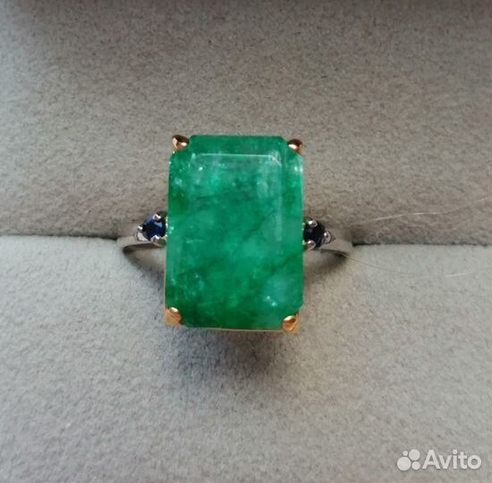 Кольцо с Изумрудом и Сапфирами
