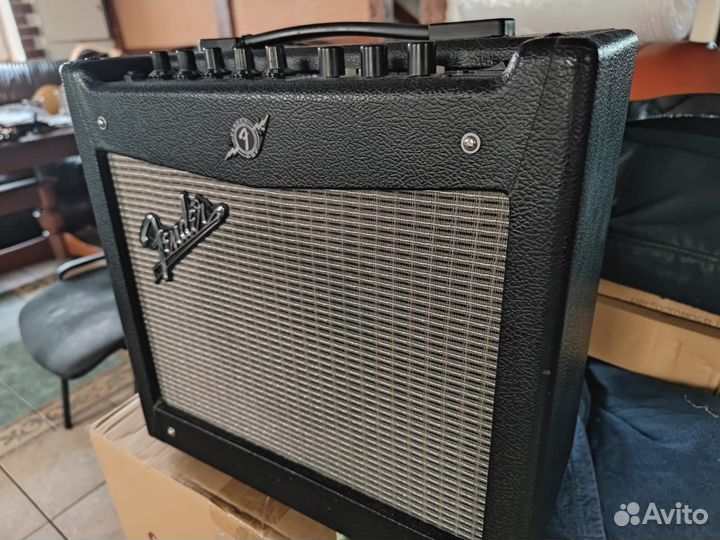 Комбик Marshall 15 cfx/ Mustang 1v2