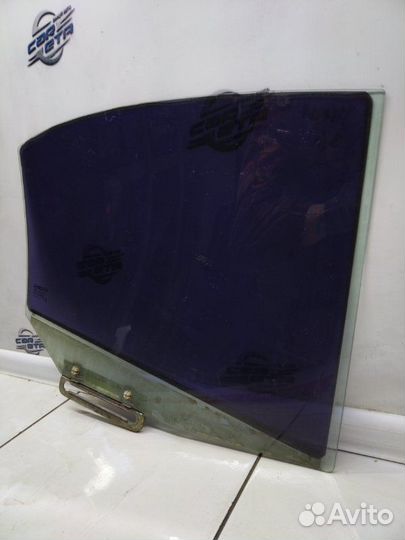 Стекло двери заднее левое Kia Rio седан 1.5 A5D