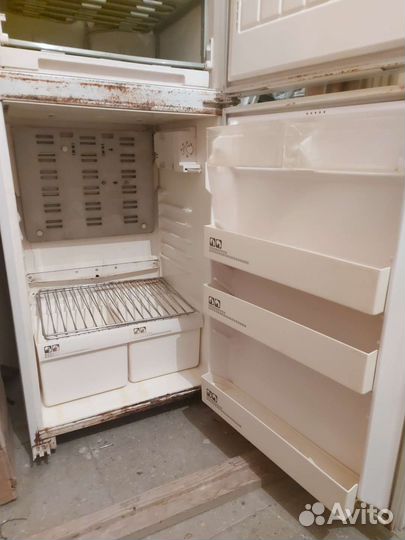 Холодильник бу