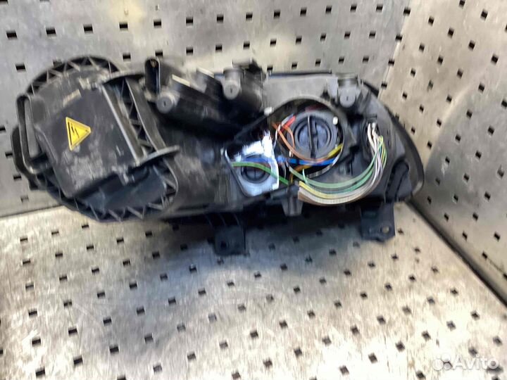 Фара левая Volkswagen Touran