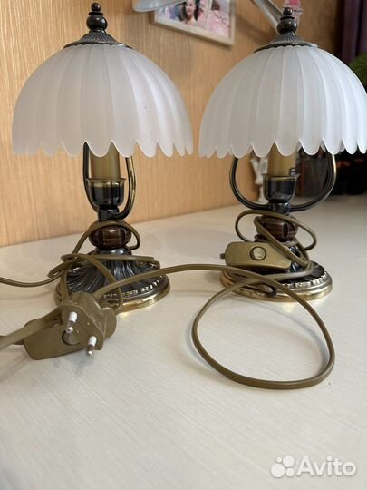 Лампа настольная