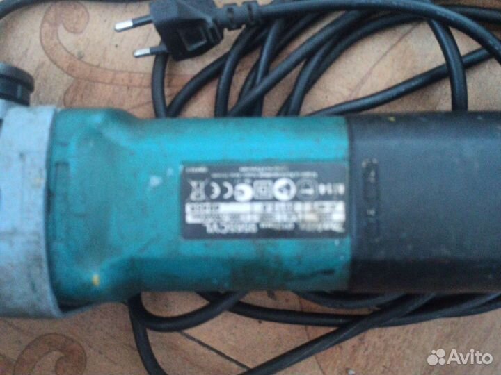 Ушм болгарка makita 9565CVL