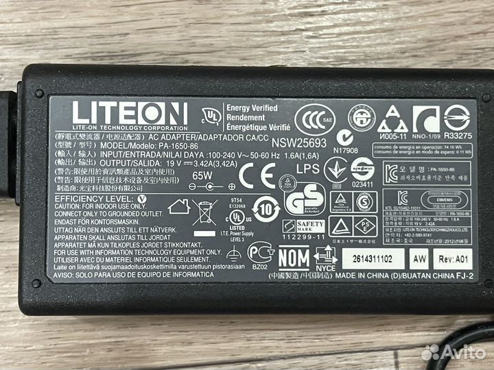 Блок питания для ноутбука