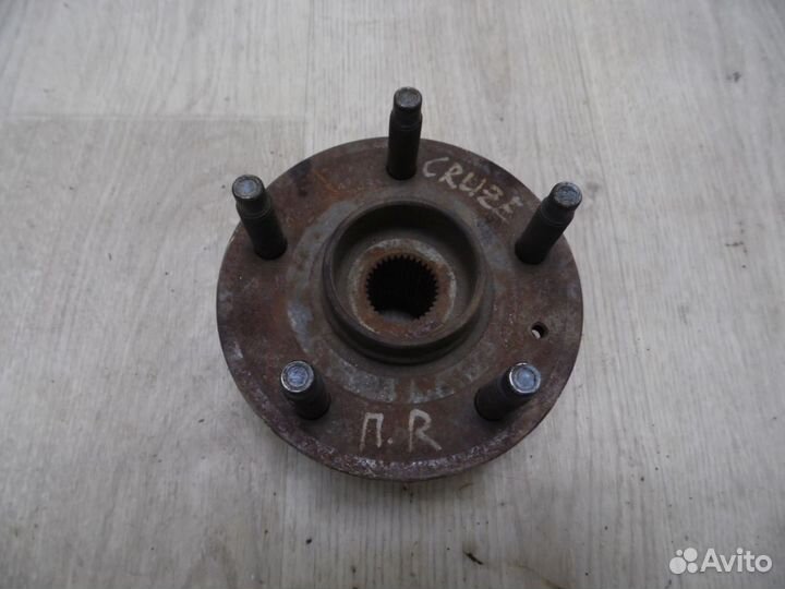 Ступица передняя правая Chevrolet Cruze 2009-2016