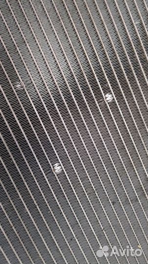 Радиатор охлаждения двигателя BMW 5 E60, 2009