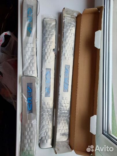 Накладки на пороги honda cr-v 3 06-12