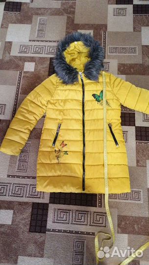 Куртка на девочку