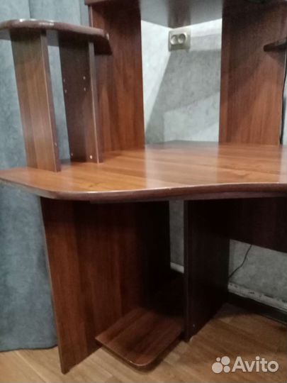 Компьютерный стол угловой бу