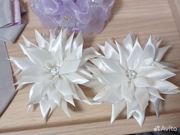 Заколки для волос