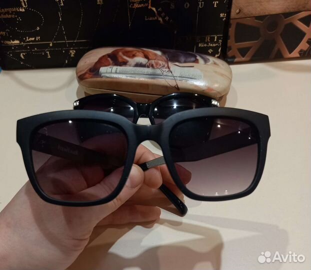 Солнцезащитные очки женские