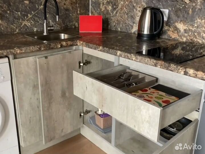 Кухонная мебель