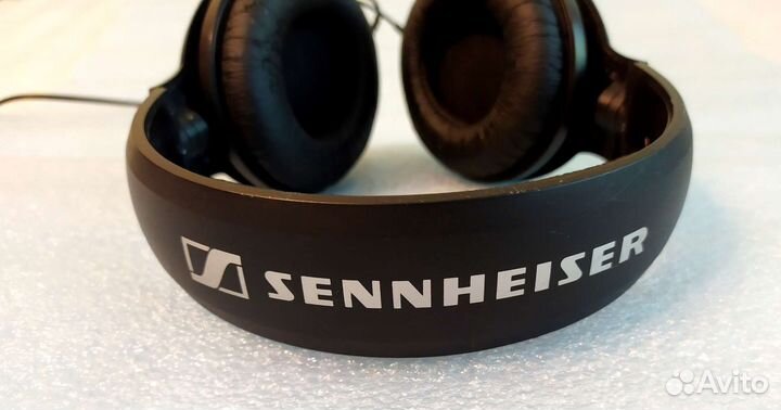 Стереонаушники Sennheiser HD201/205. HI-FI Sound