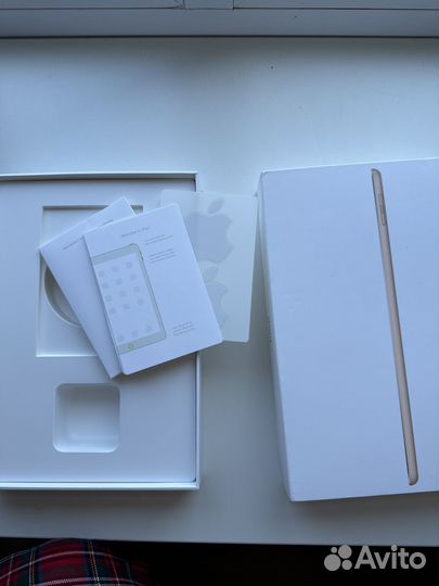 Коробка apple iPad wifi 128gb gold