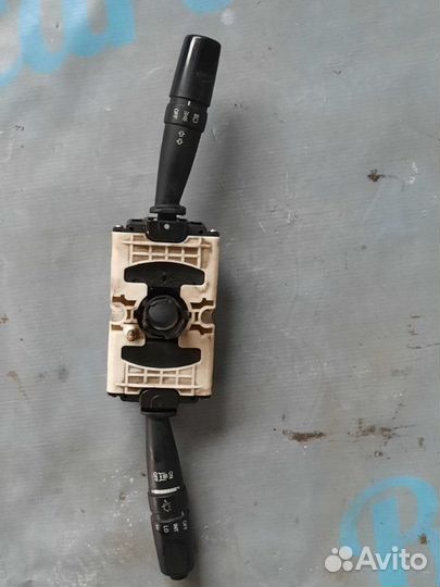 Блок подрулевых переключателей Hyundai Hd 78 2011