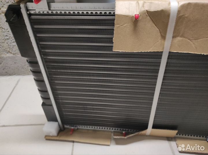 Радиатор охлаждения Газель Бизнес 4216