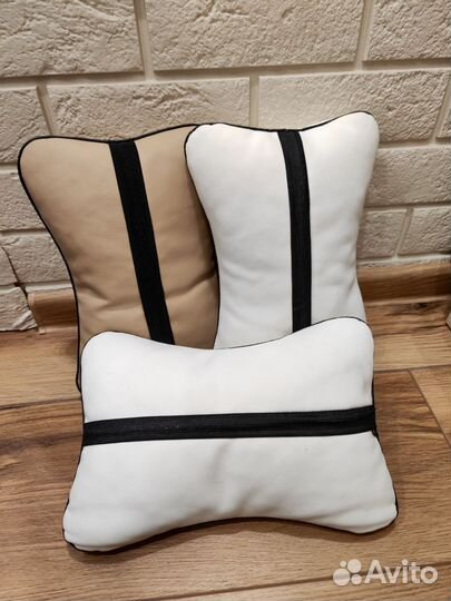 Автомобильная подушка на сиденье автомобиля