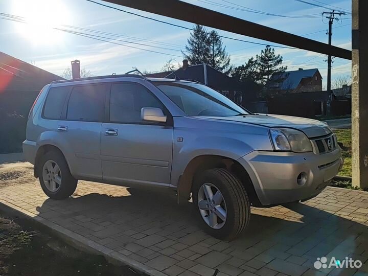 Nissan X-Trail 2.0 МТ, 2006, 300 000 км