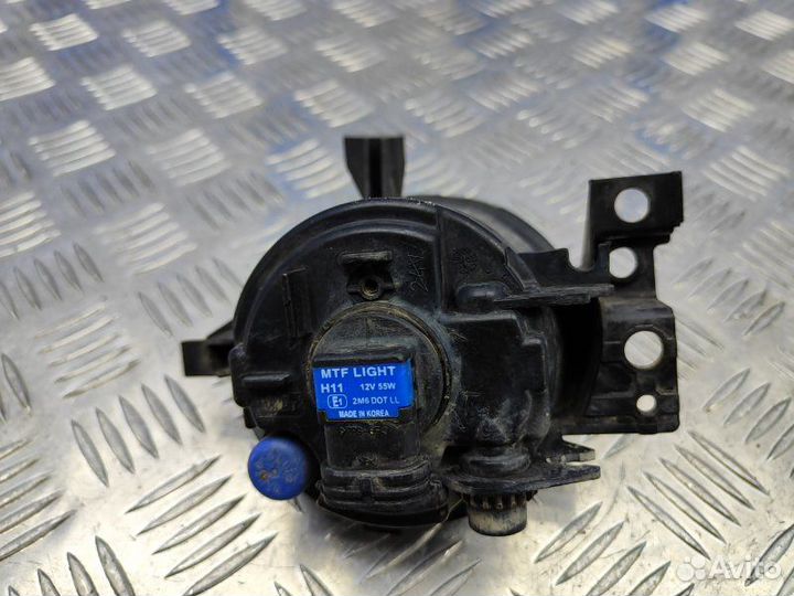 Фара противотуманная левая Volkswagen Touareg 3.6