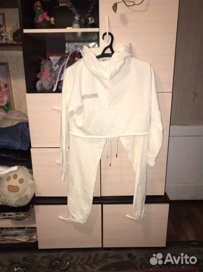 Спортивный костюм женский