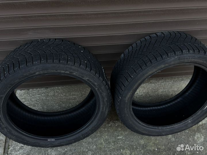 Pirelli Ice Zero 245/40 R18 97H