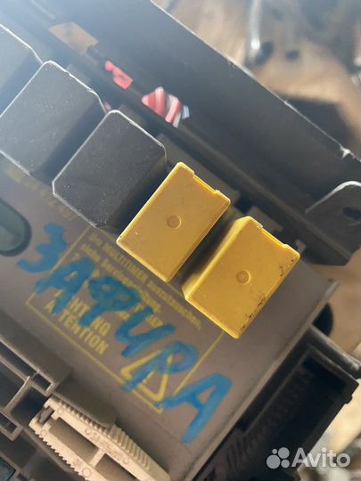 Блок предохранителей opel zafira А дизель МКПП