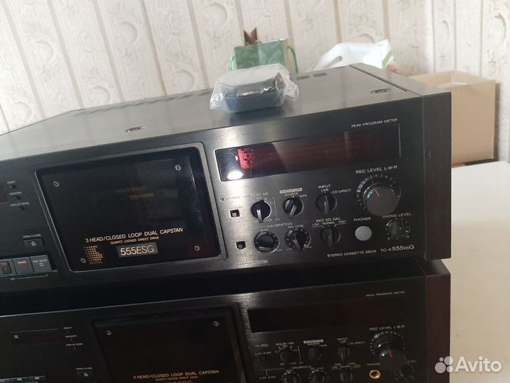 Кассетная дека Sony TCK 555 ESG с пультом ду. топ