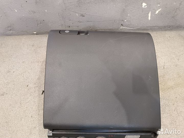 Бардачок в сборе для Volkswagen Tiguan 1 NF