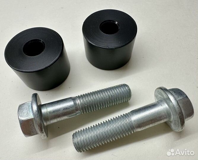 Универсальные проставки под сиденье + 20мм